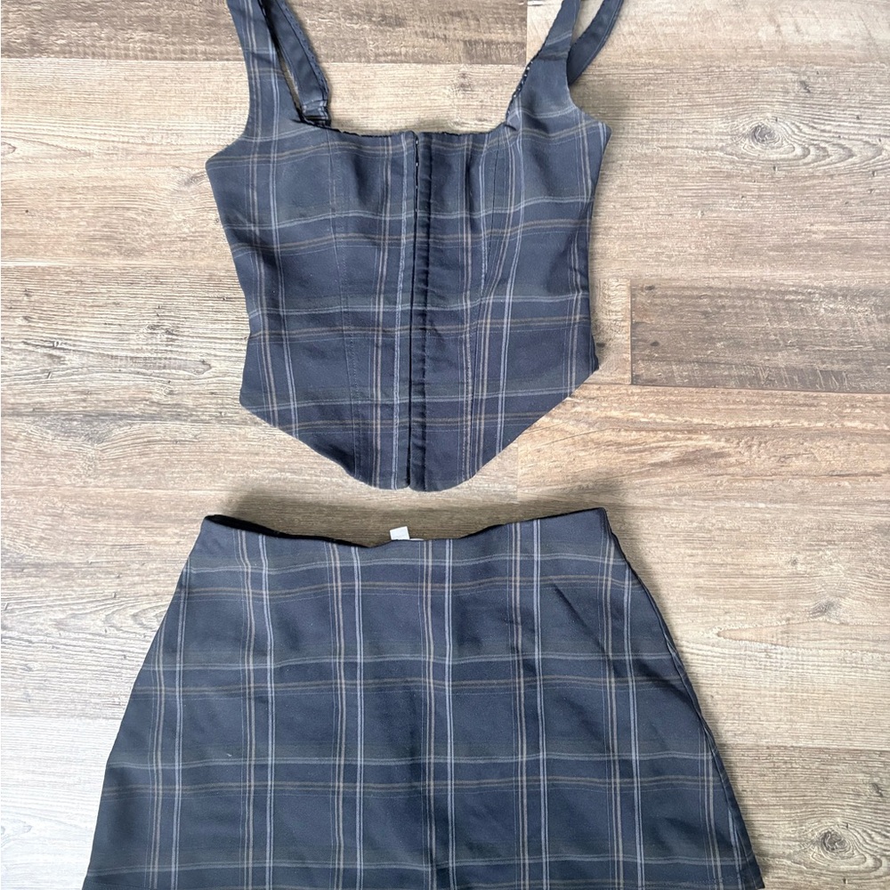 Garage Outfit•Set Plaid Corset Top Mini Skirt XS  Urban Outfitters